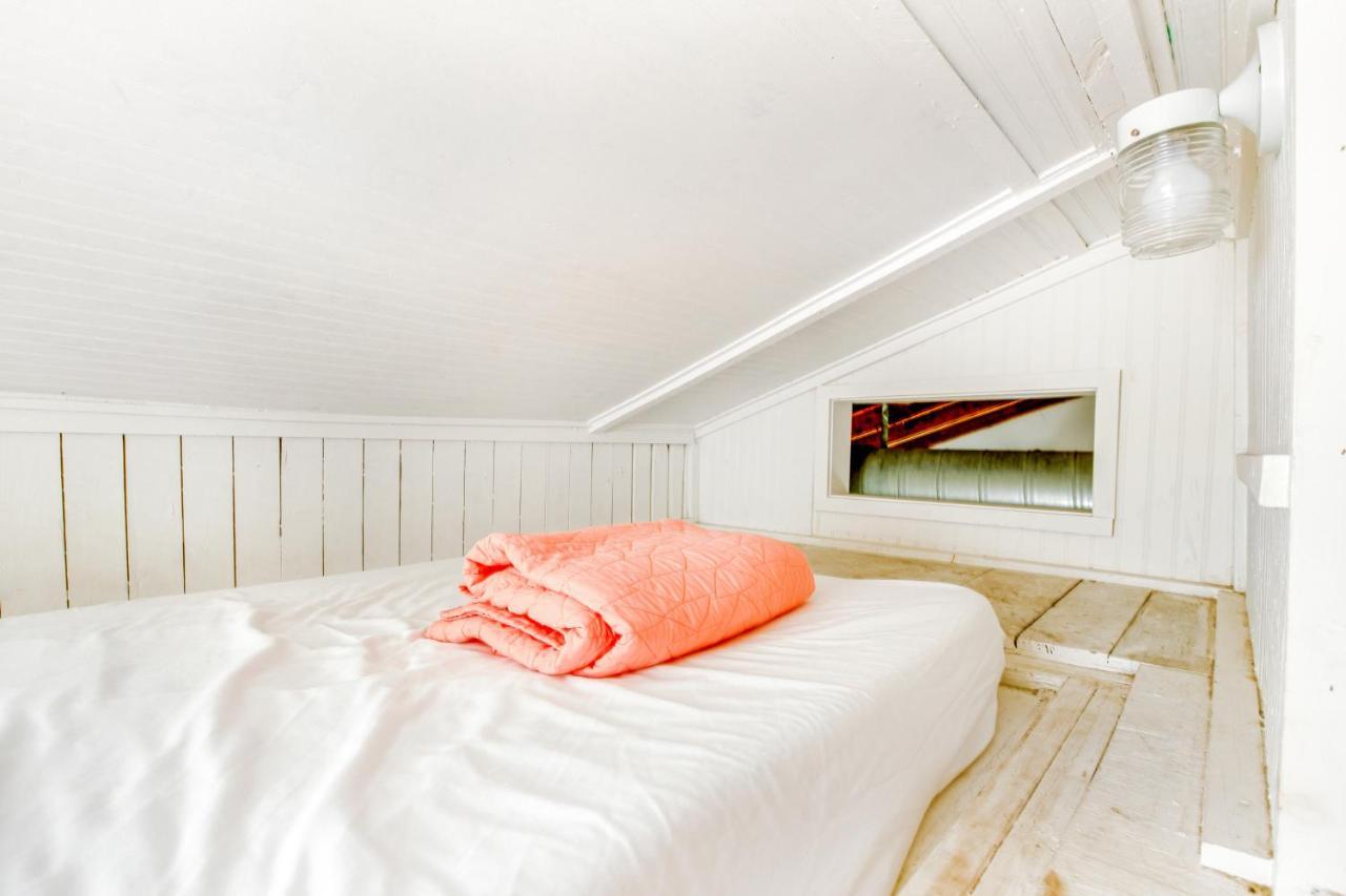 This Place Cottage B Folly Beach Eksteriør billede